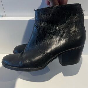 Nine West Black Leather Ankle Boots